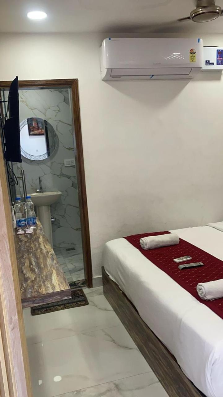 Hotel Robin Amritsar Exterior photo